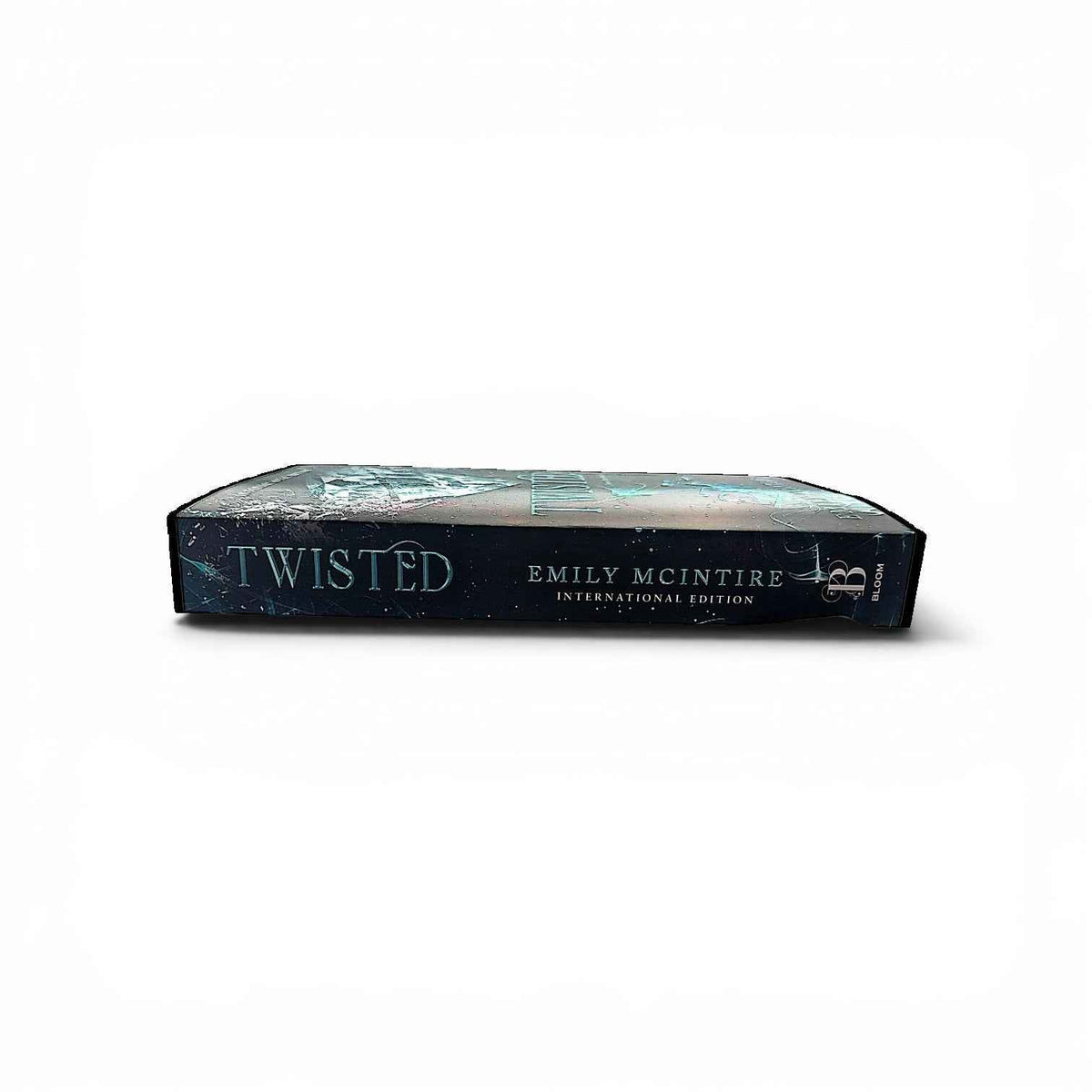 Twisted by Emily McIntire (Never After Series 4) A dark, contemporary Aladdin reimagining featuring a ruthless villain. It follows a wealthy diamond heiress and her father’s power-hungry fixer in a toxic, slow-burn fake marriage